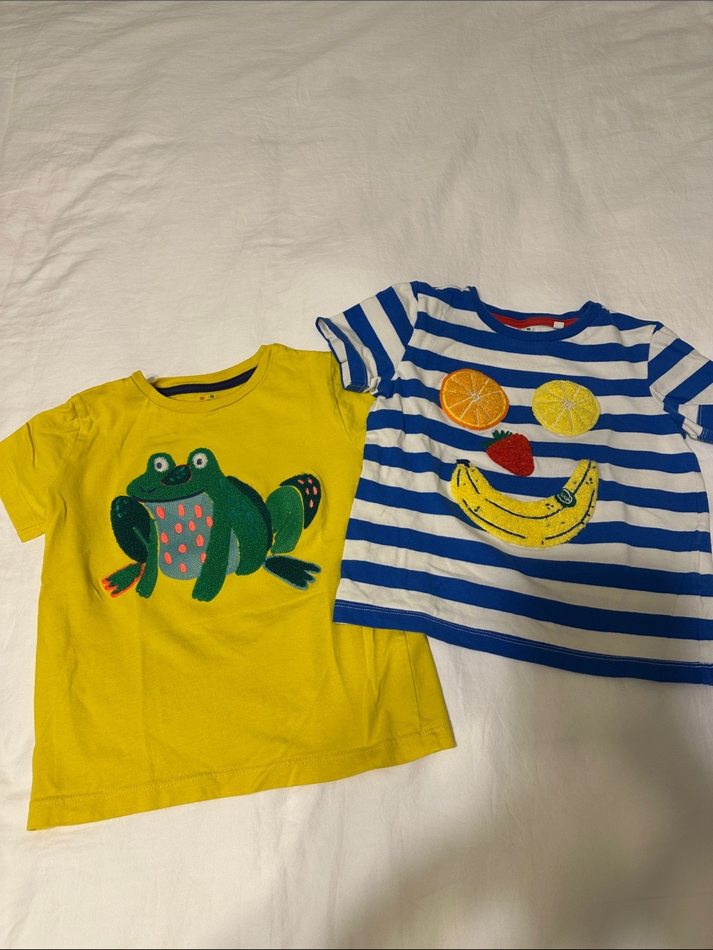 Mini Boden Yellow Frog Tee(s), size 3/4